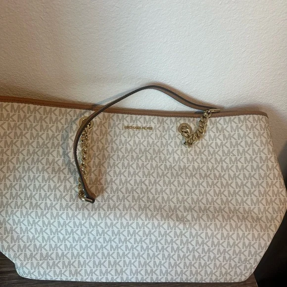 Michael Kors Cream and Tan Tote with Gold Accents - Picture 4 of 4
